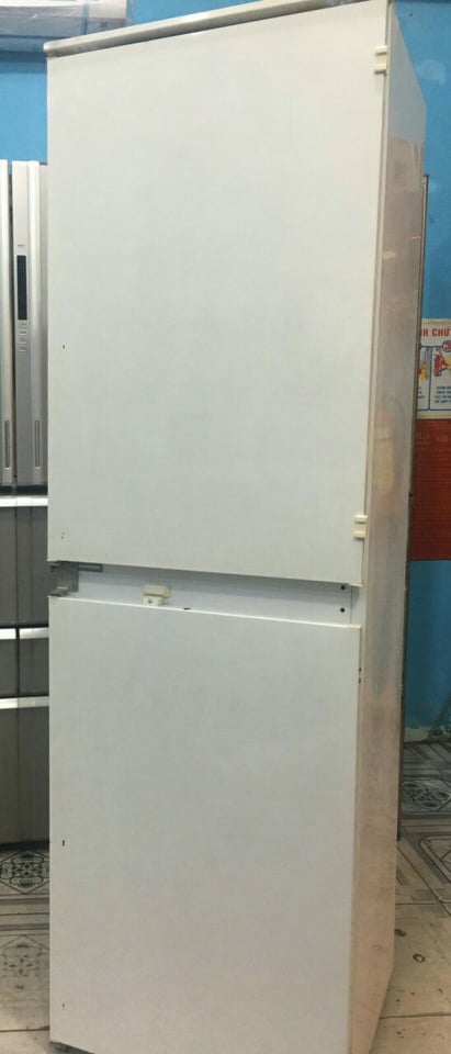 Đánh giá] Tính năng nổi bật của Tủ lạnh Electrolux Inverter 617 lít  EHE6879A-B Giá Tốt trên Nguyễn Kim