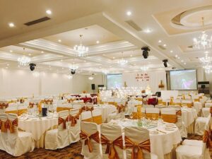 Máy lạnh nhà hàng tiệc cưới